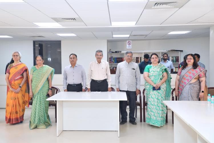 MKES Institute of Management Studies and Research Mumbai Innovative leader’s conference photo 1